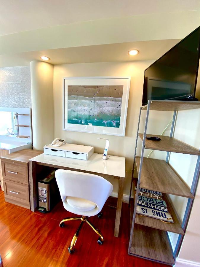 Modern Waterfront Apartment With Miami Skyline View, Free Parking 5 Mins Drive To Miami Beach Dış mekan fotoğraf