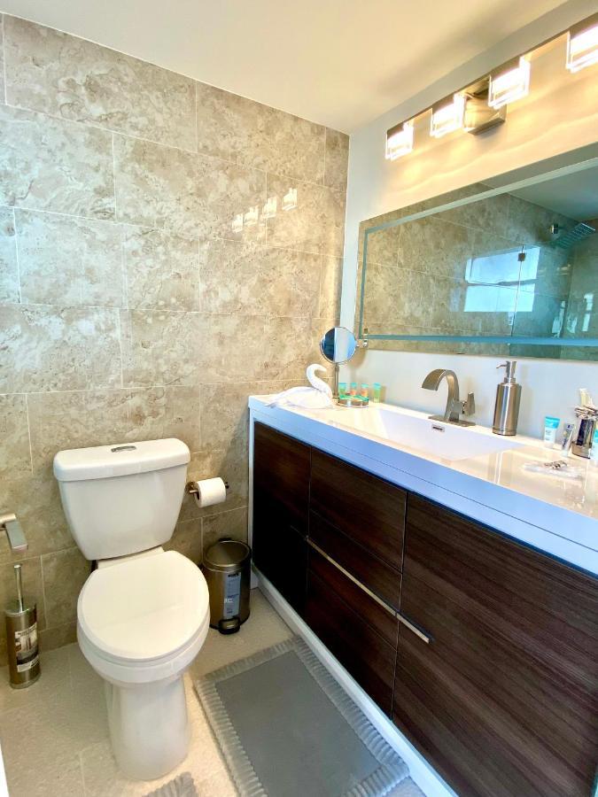 Modern Waterfront Apartment With Miami Skyline View, Free Parking 5 Mins Drive To Miami Beach Dış mekan fotoğraf